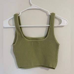 Aritzia ribbed and cropped tank top